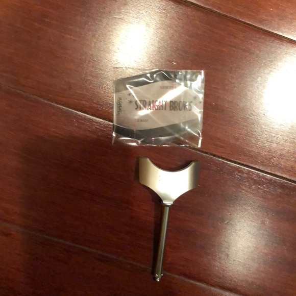 Benifit brown stencils - Picture 1 of 1